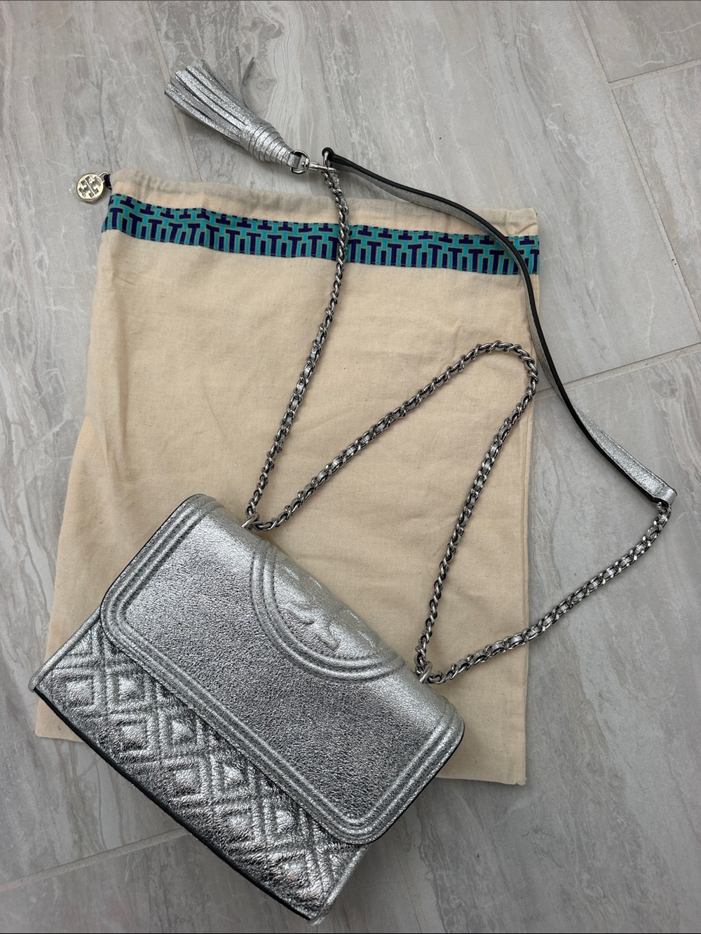 Tory Burch Silver Fleming Quilted Leather Convertible Chain Shoulder Bag